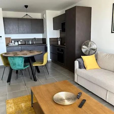 Apartment Roses Marine 205 *