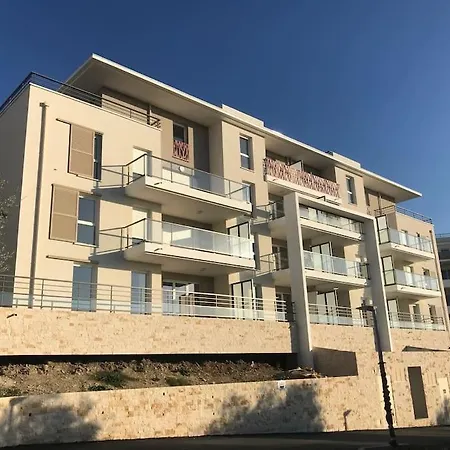 Roses Marine 205 Grasse
